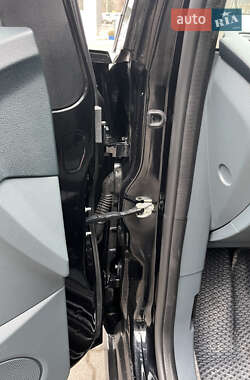 Минивэн Ford Grand C-Max 2012 в 