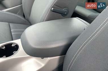 Мінівен Ford Grand C-Max 2011 в 
