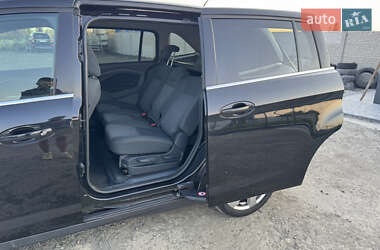 Минивэн Ford Grand C-Max 2011 в 