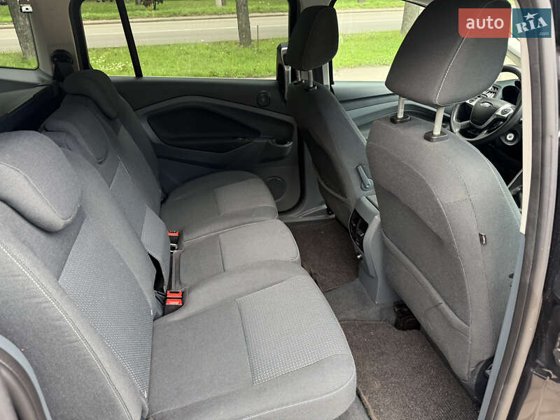 Минивэн Ford Grand C-Max 2011 в Ровно