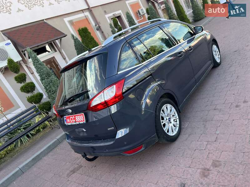 Минивэн Ford Grand C-Max 2012 в Стрые