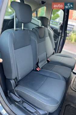 Минивэн Ford Grand C-Max 2012 в 