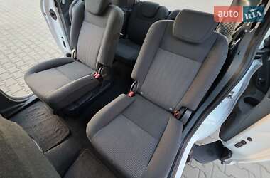 Минивэн Ford Grand C-Max 2010 в 