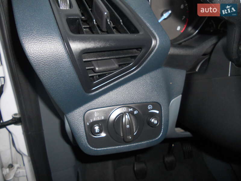 Минивэн Ford Grand C-Max 2010 в Буче