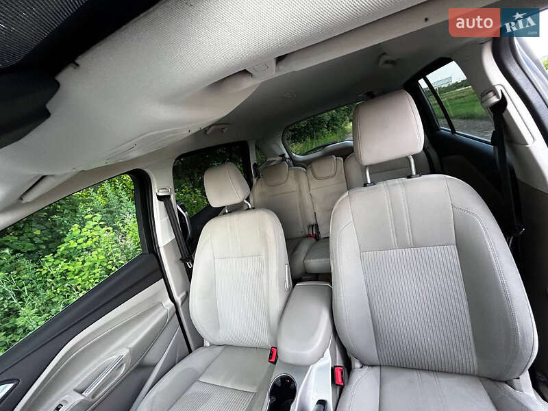 Минивэн Ford Grand C-Max 2014 в Житомире