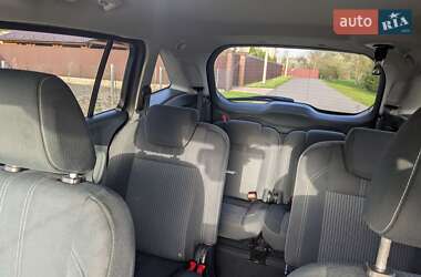 Минивэн Ford Grand C-Max 2010 в 