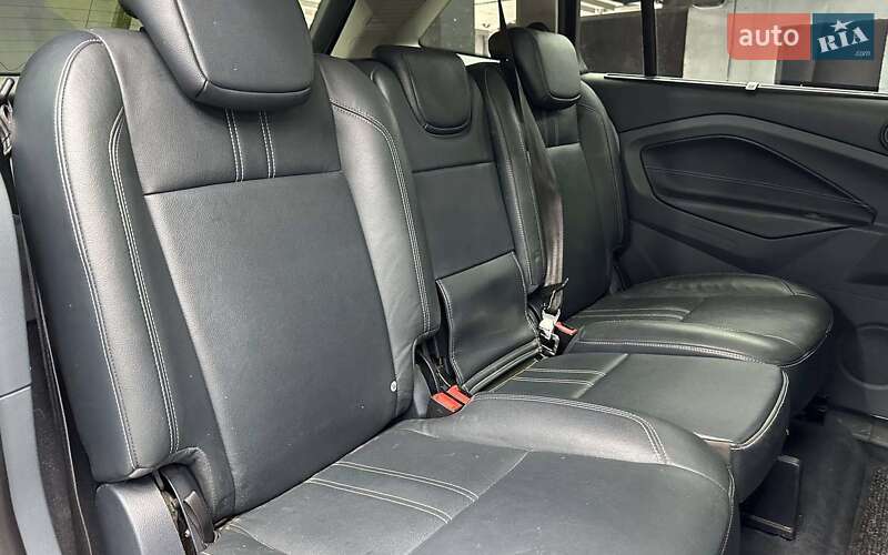 Мінівен Ford Grand C-Max 2011 в Чернівцях