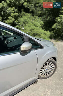 Минивэн Ford Grand C-Max 2012 в 