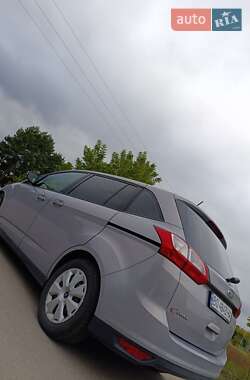 Минивэн Ford Grand C-Max 2011 в 