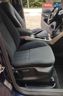 Мінівен Ford Grand C-Max 2010 в  фото 52 Мінівен Ford Grand C-Max 2010 в