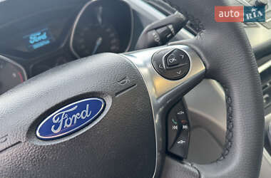 Мінівен Ford Grand C-Max 2012 в  фото 32 Мінівен Ford Grand C-Max 2012 в
