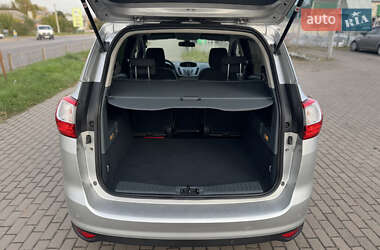 Мінівен Ford Grand C-Max 2012 в  фото 44 Мінівен Ford Grand C-Max 2012 в