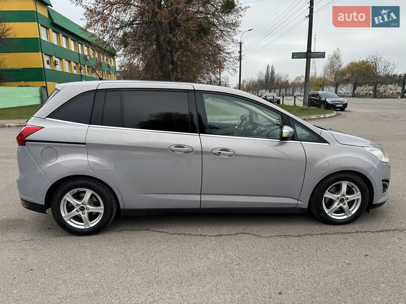 Минивэн Ford Grand C-Max 2011 в Луцке