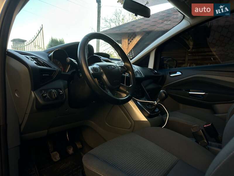 Мінівен Ford Grand C-Max 2011 в Чернівцях