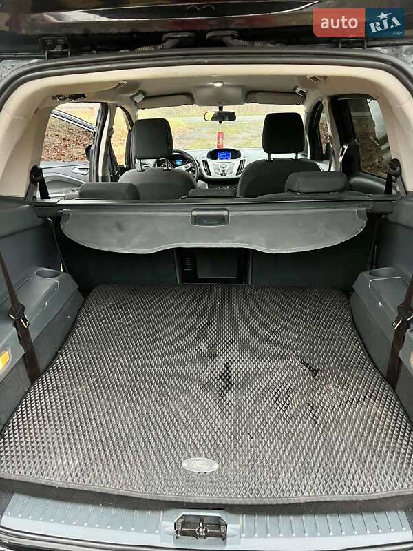 Минивэн Ford Grand C-Max 2011 в Городке