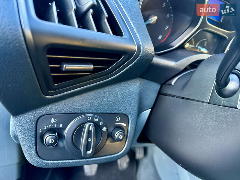 Минивэн Ford Grand C-Max 2011 в Ровно