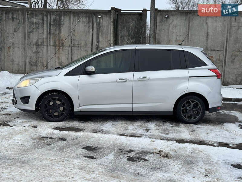Минивэн Ford Grand C-Max 2012 в Лубнах