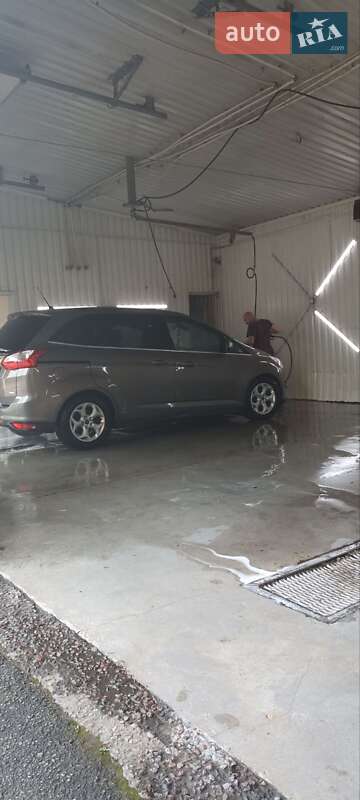 Минивэн Ford Grand C-Max 2011 в Киеве