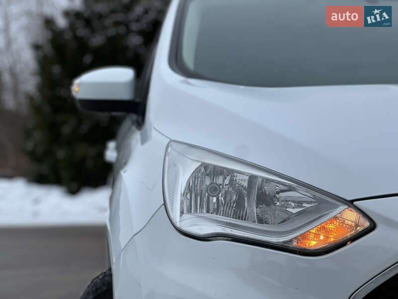 Минивэн Ford Grand C-Max 2017 в Дрогобыче