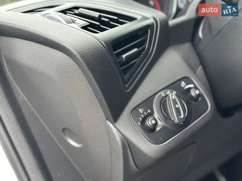 Минивэн Ford Grand C-Max 2017 в Дрогобыче