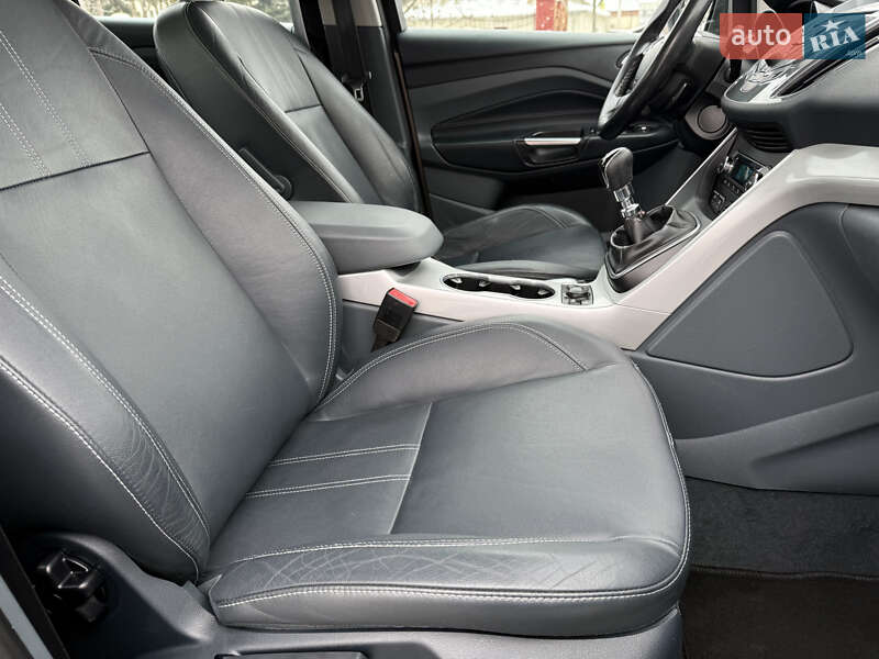 Минивэн Ford Grand C-Max 2011 в Стрые