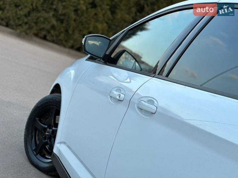 Минивэн Ford Grand C-Max 2017 в Дрогобыче