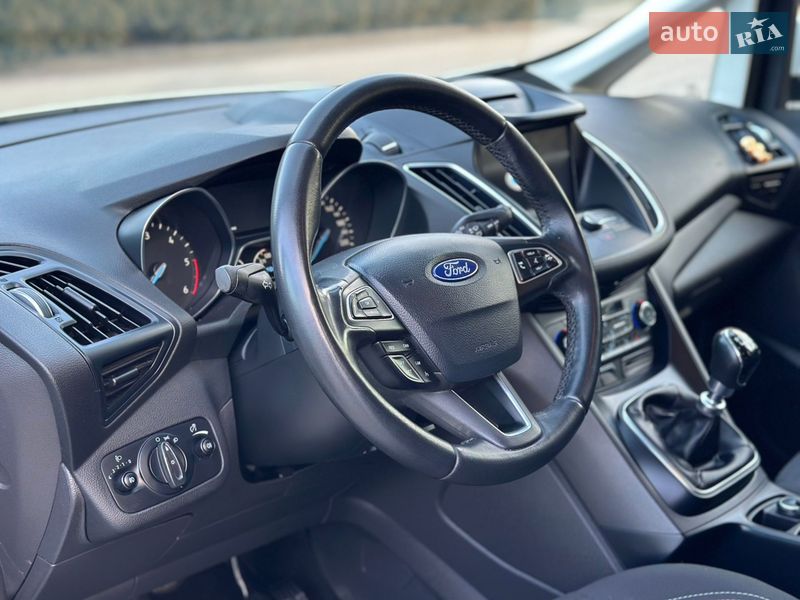 Минивэн Ford Grand C-Max 2017 в Дрогобыче