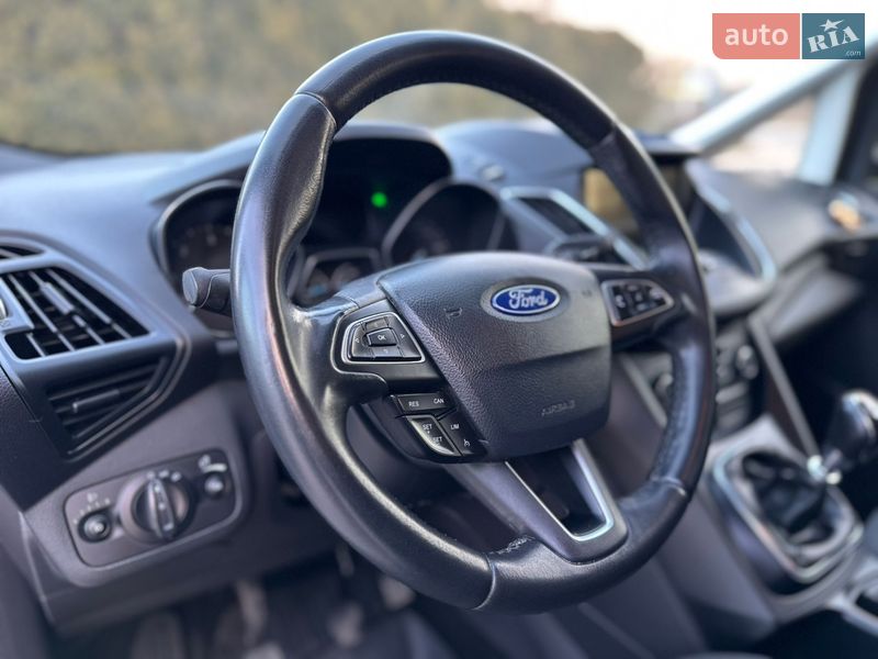 Минивэн Ford Grand C-Max 2017 в Дрогобыче