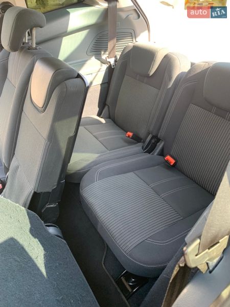 Мінівен Ford Grand C-Max 2010 в Дрогобичі