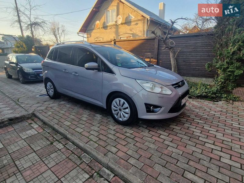 Минивэн Ford Grand C-Max 2011 в Коломые