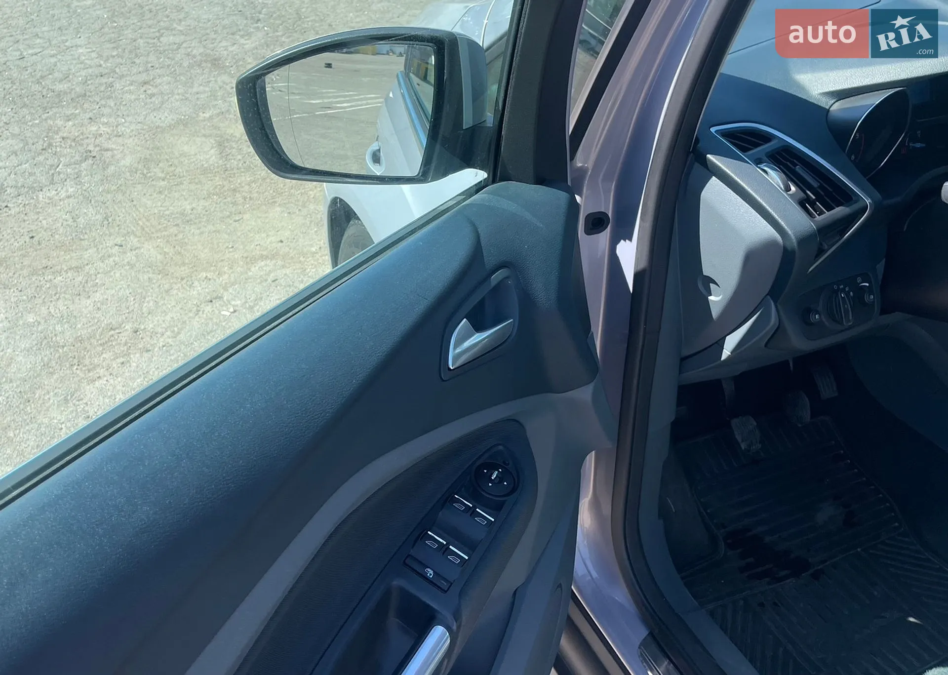 2010 Ford C-MAX - мініатюра 16