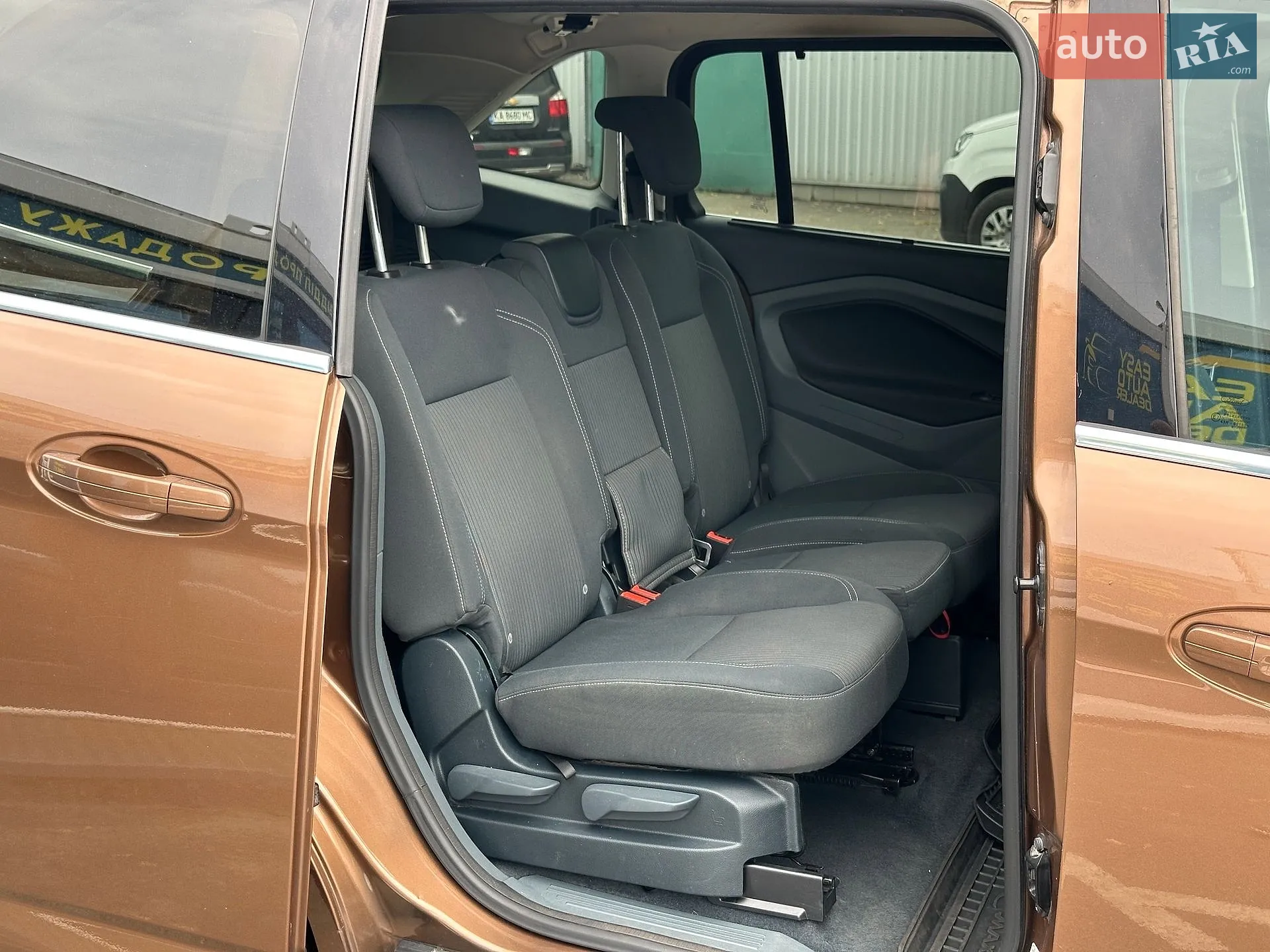 2015 Ford C-MAX - мініатюра 33