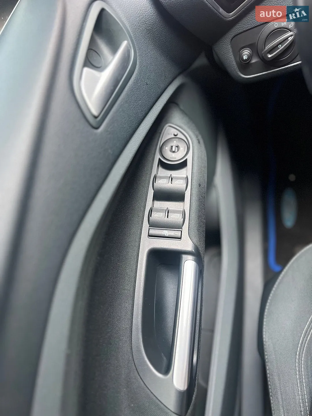 2011 Ford C-MAX - мініатюра 22