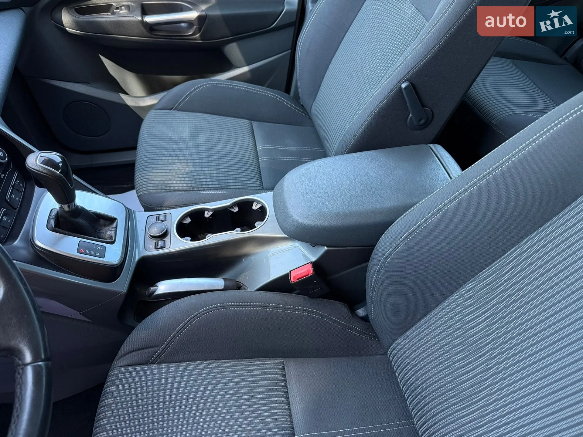 2014 Ford C-MAX - мініатюра 43