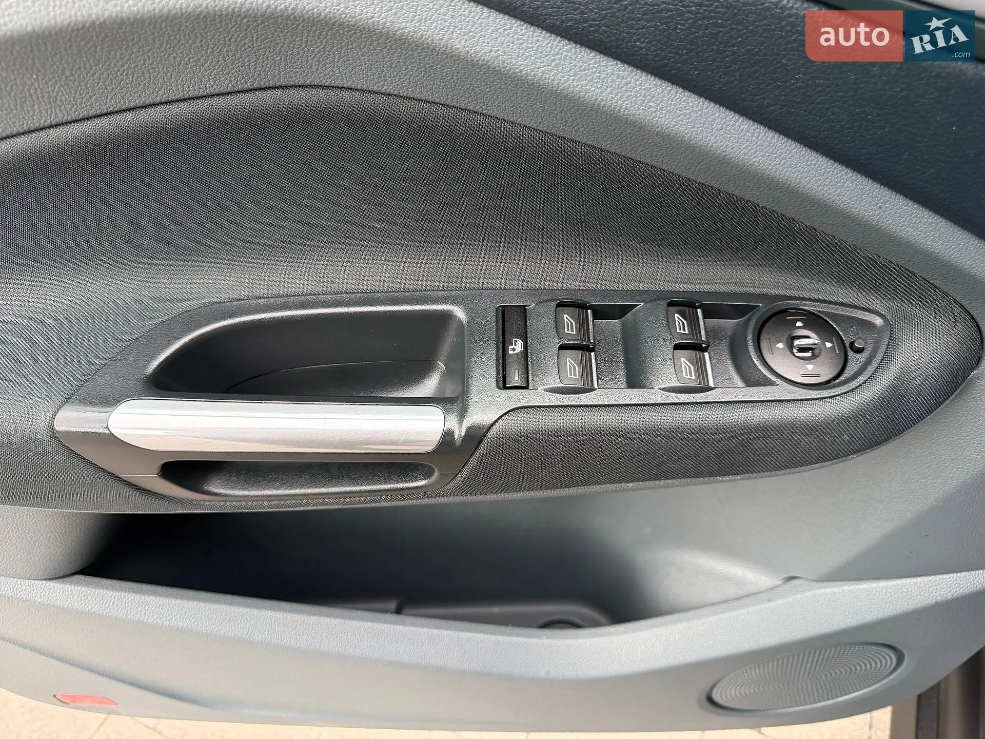 2013 Ford C-MAX - мініатюра 36
