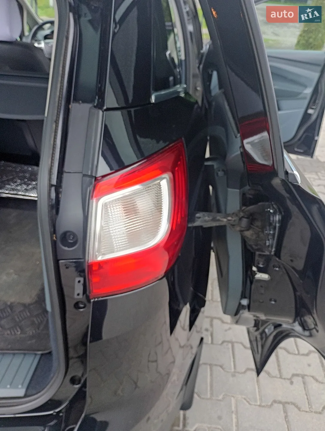 2011 Ford C-MAX - мініатюра 50