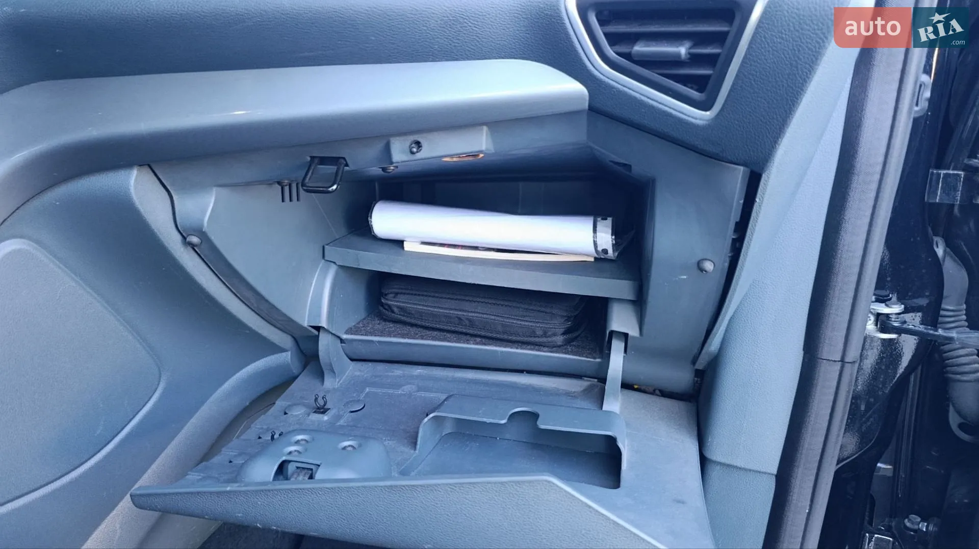 2013 Ford C-MAX - мініатюра 72
