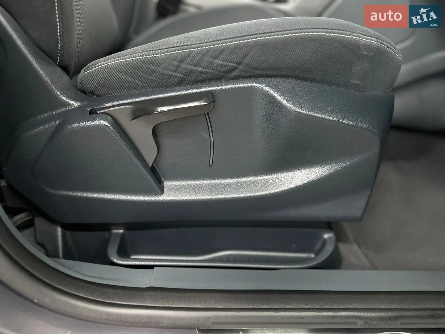 2012 Ford C-MAX - мініатюра 16