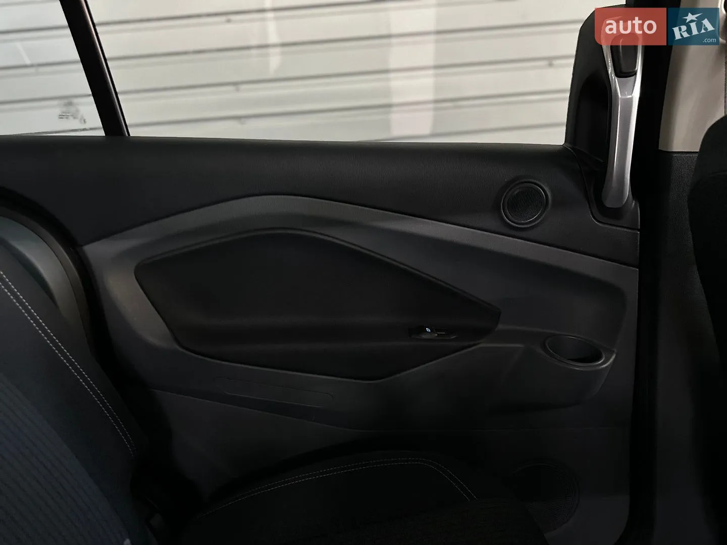 2012 Ford C-MAX - мініатюра 24