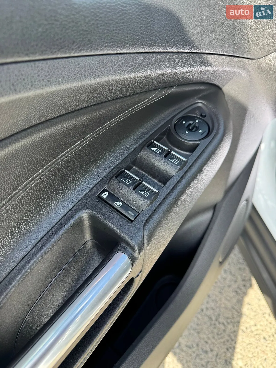2015 Ford C-MAX - мініатюра 24
