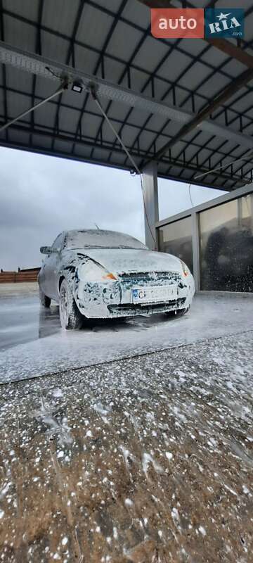 Хетчбек Ford KA 1997 в Хотині