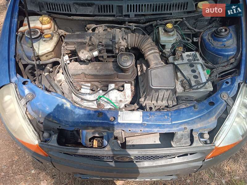Хэтчбек Ford KA 2001 в Сумах