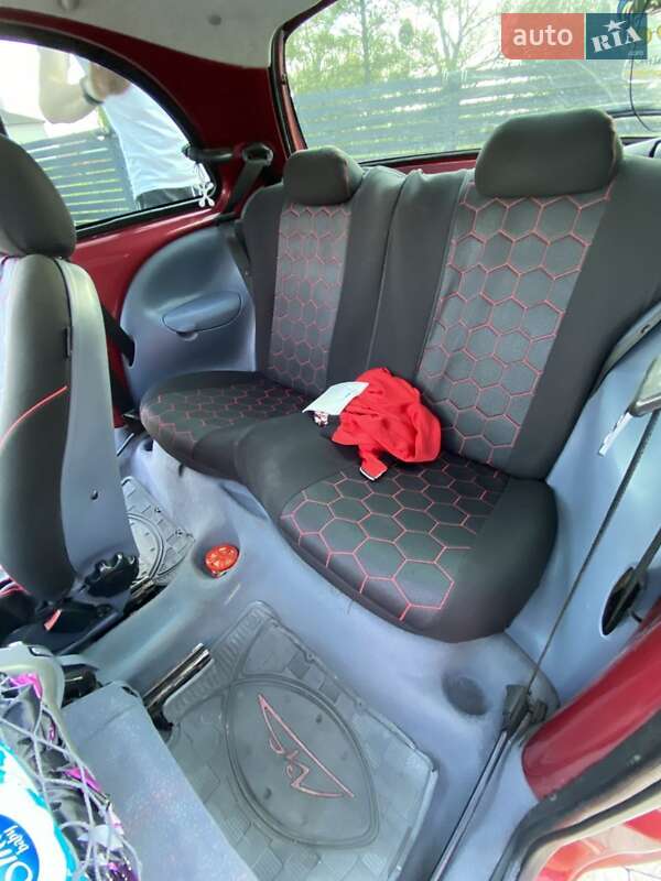 Хэтчбек Ford KA 1996 в Каменке-Бугской