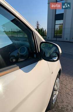 Хетчбек Ford KA 2012 в 