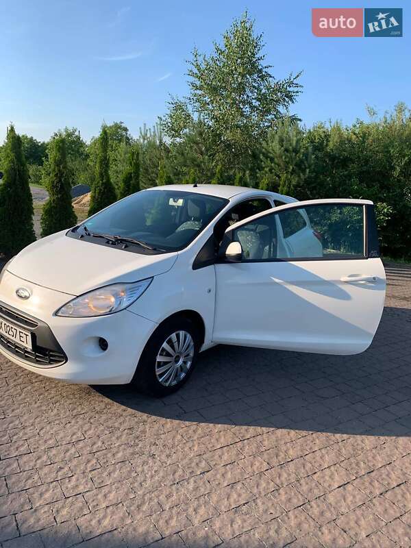 Хетчбек Ford KA 2012 в Буську