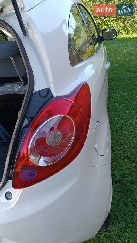 Хетчбек Ford KA 2012 в Буську