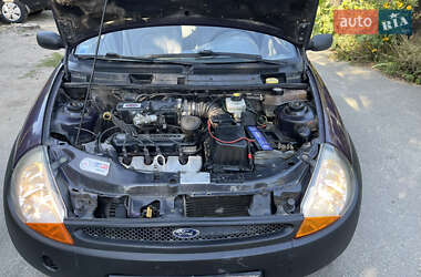 Хэтчбек Ford KA 1997 в 