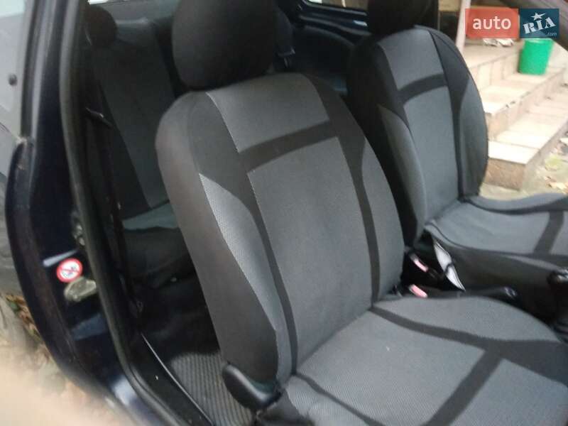 Хэтчбек Ford KA 2005 в Тернополе