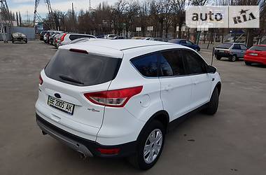 Внедорожник / Кроссовер Ford Kuga 2016 в Николаеве