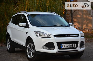 Внедорожник / Кроссовер Ford Kuga 2013 в Луцке